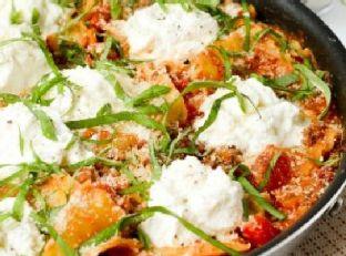 Skillet Lasagna Topped with Ricotta